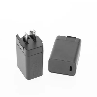 Us Pd 18W Carregador tipo C Carregador de parede Carregamento rápido Pd Adaptador de carregador AC DC Adaptador de energia com CE UL FCC