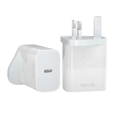 GaN 45W Pd Carregador de telefone para Apple Carregador rápido Carregador USB Carregador de bit perfurado Adaptador de energia de cor sólida